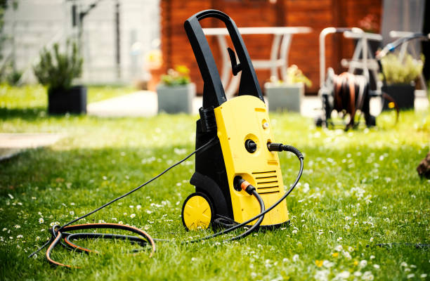 Best Playground Equipment Cleaning  in Ara, AL